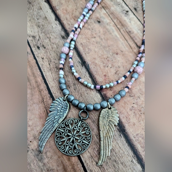 New Handcrafted Original Design Pinks & Grays Necklace W Angel Wings & Circle - Picture 4 of 7